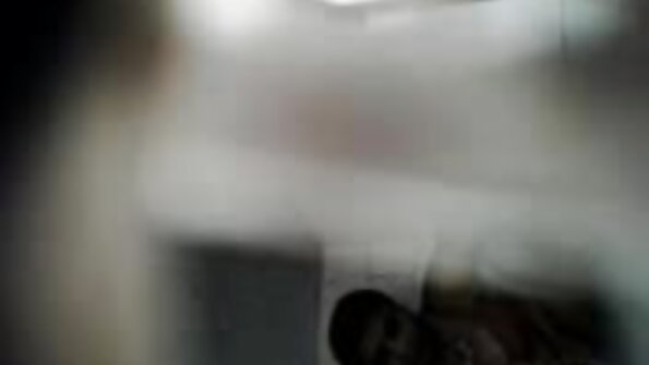 Ny zaza Thai dia lasa toy ny trance rehefa manao firaisana